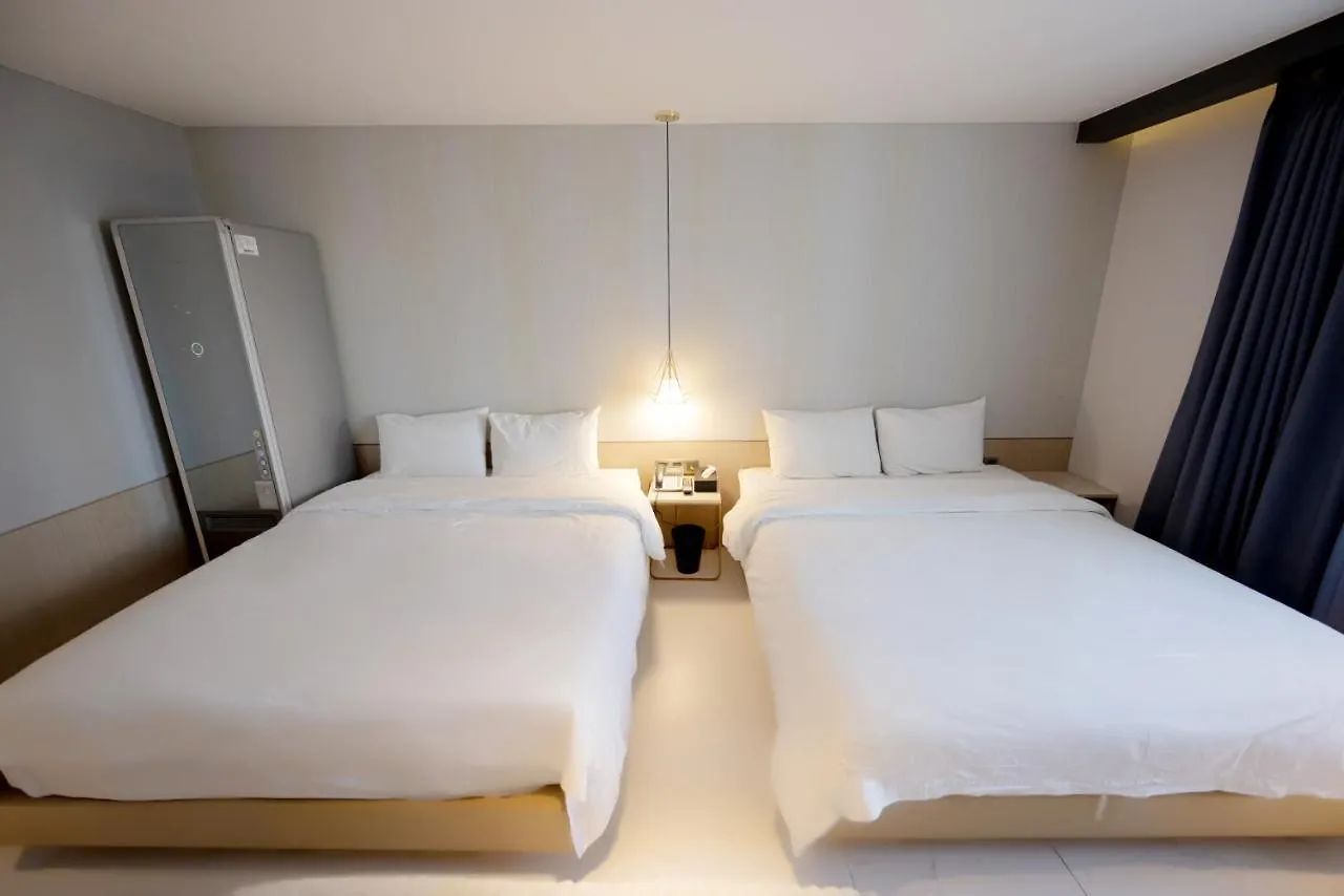 Hound Hotel Seomyeon-Beomcheon Busan