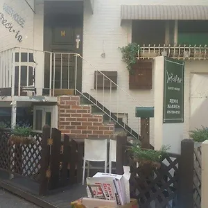 ** Guest house Xeromine Itaewon South Korea